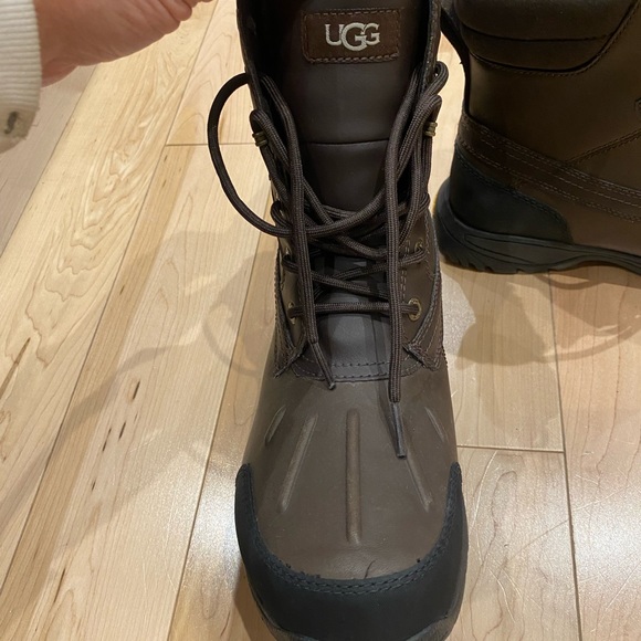 UGG Adirondack - Picture 3 of 4